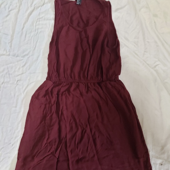 Dark burgundy dress - Picture 1 of 4